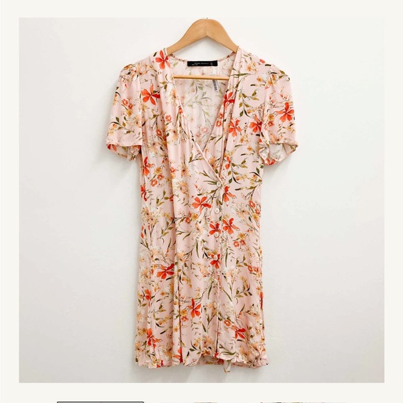 🌼 ZARA WOMAN Floral Side-Button Dress | Size M | Waist Tie | NWOT - Picture 1 of 6